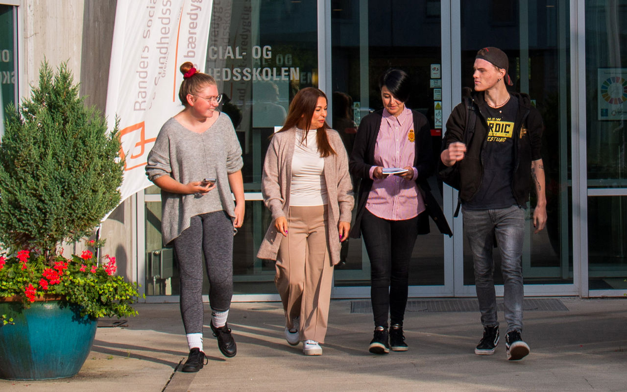 Elever på PAU-uddannelsen