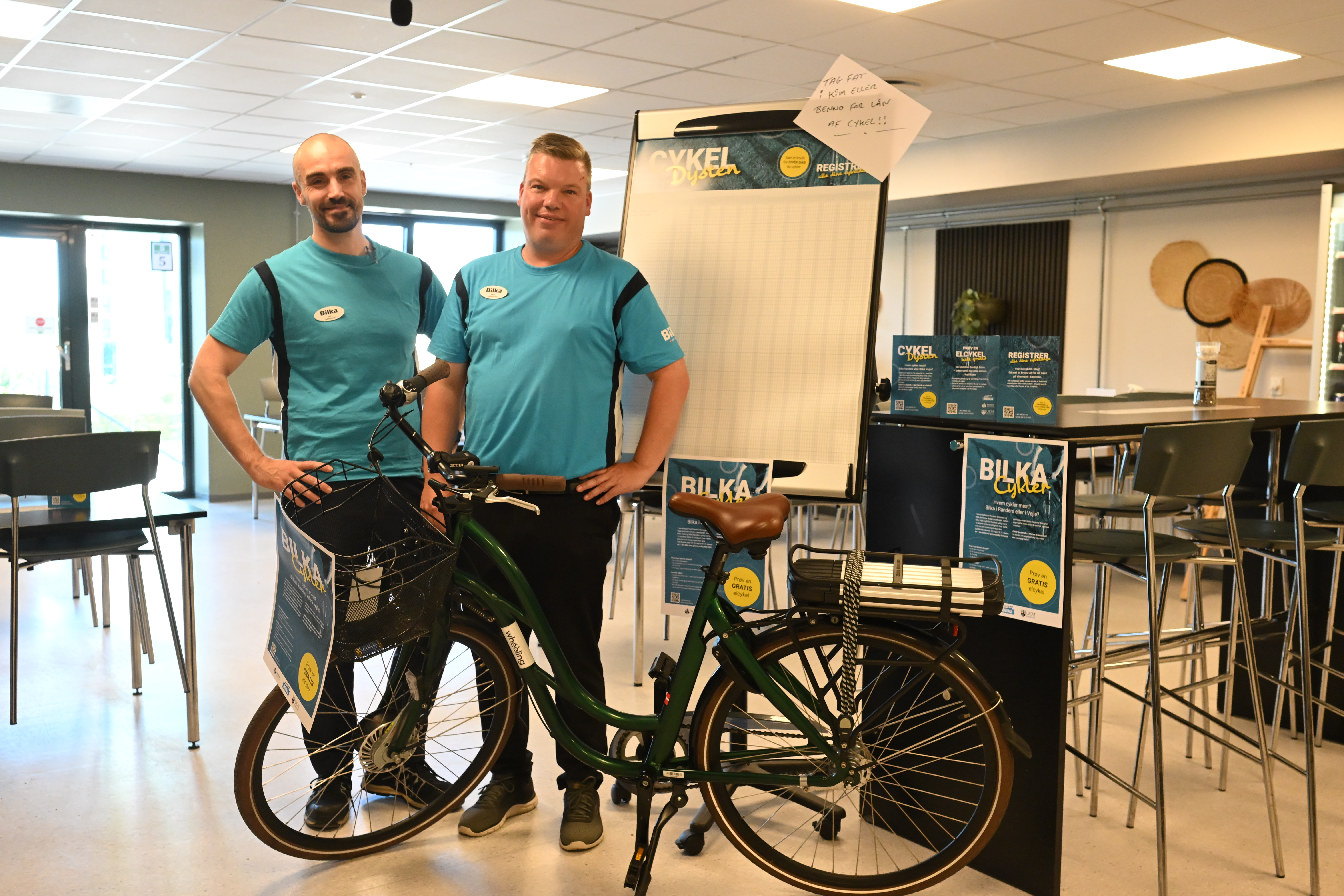 Fra venstre: Kim Eckhardt, manager of operations and efficiency Benno Angelo Valente, customer experience manager. Foto: Randers Kommune