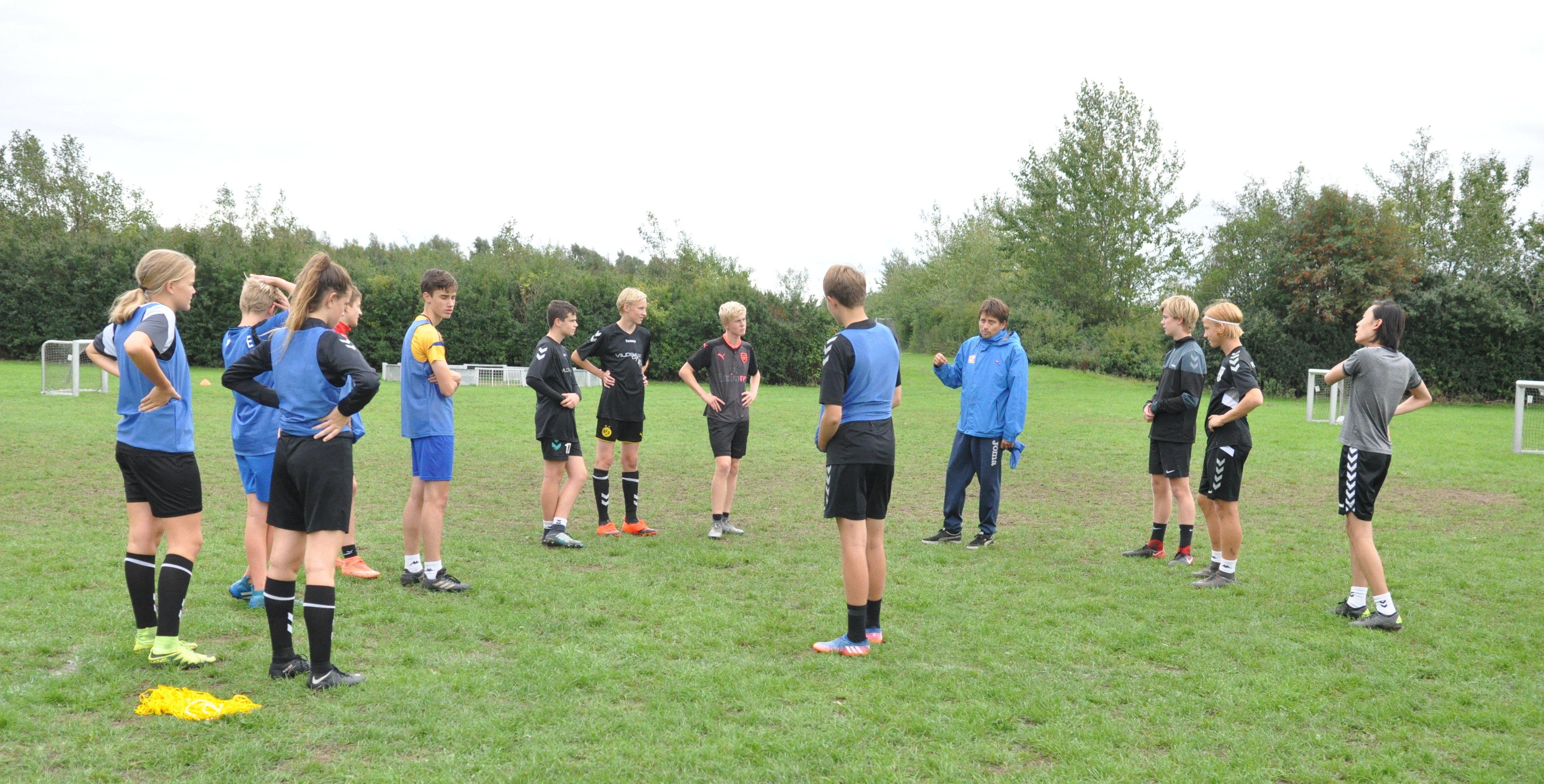 Unge trænere lytter